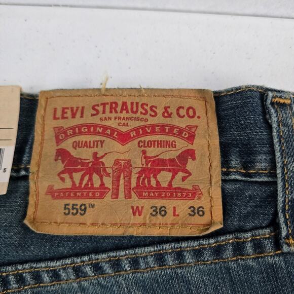 NWT Levi's 559 relaxed straight jeans 36x36 blue denim mens 6140 - Picture 4 of 11